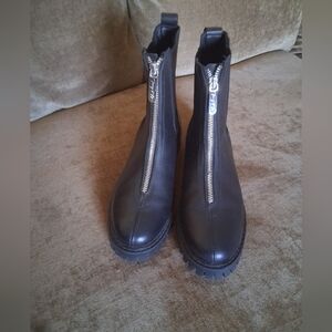 Tommy Hilfiger Black Leather Lug Sole Boots With Zipper.